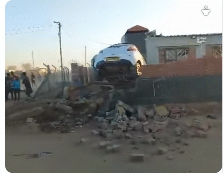 Police Clash with Driver After Early Morning Crash in Otjiwarongo 4 Screenshot 20250804 113039 1 1