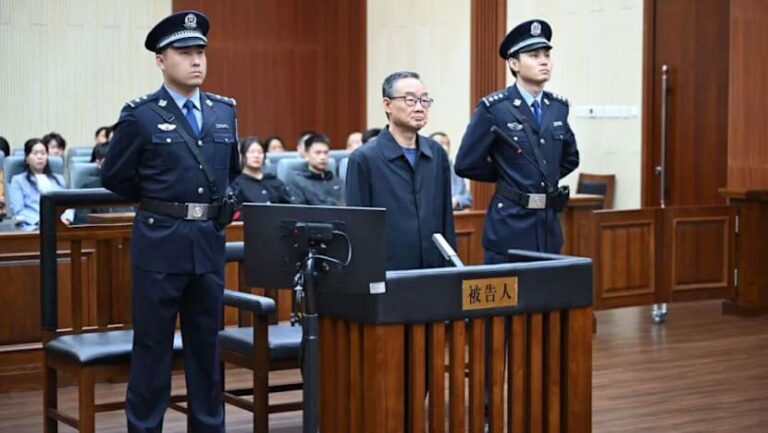 China Sentences Ex-Agriculture Minister Tang Renjian to Death with Two-Year Reprieve for Corruption 1 Ex-Agriculture Minister Tang Renjian