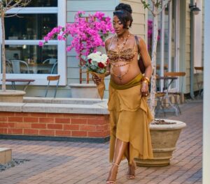 Lioness Celebrates Pregnancy on Social Media