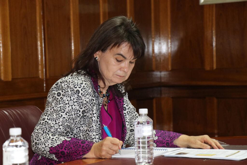 Ambassador Böhlke-Möller to  France