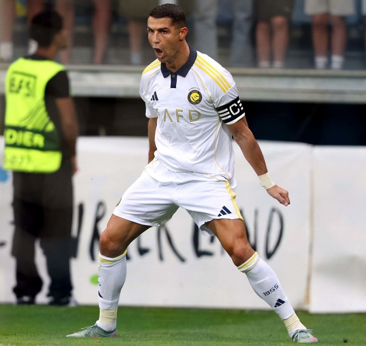 Cristiano Ronaldo become the first billionaire football player