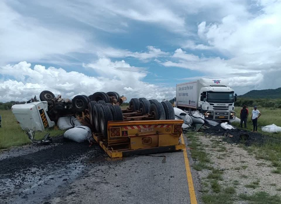 Two Heavy-Truck Collision Near Otavi 1 Two Heavy-Truck Collision Near Otavi