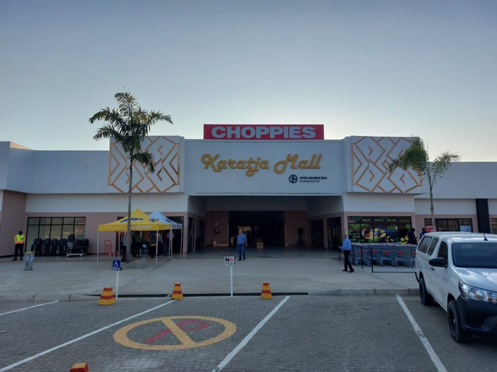 Karatja Mall in Divundu