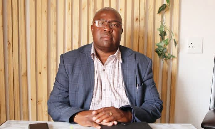 Shimooshili, NFA president Eyes COSAFA Executive Role 1 Namibia Football Association (NFA) President Robert Shimooshili