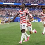 USA Cruise Past Paraguay 4-1 in Dominant World Cup Group D Victory