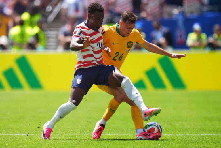 USA Defeat Australia 2–0 to Top Group D and qualify to Round of 32 8 1001094405