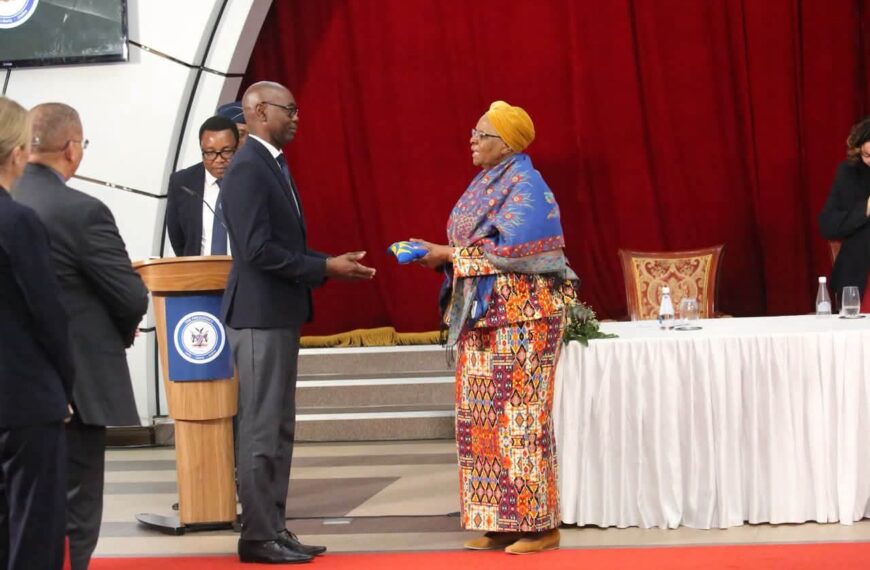 President Nandi-Ndaitwah hands over national flag to Team Namibia ahead of Commonwealth Games