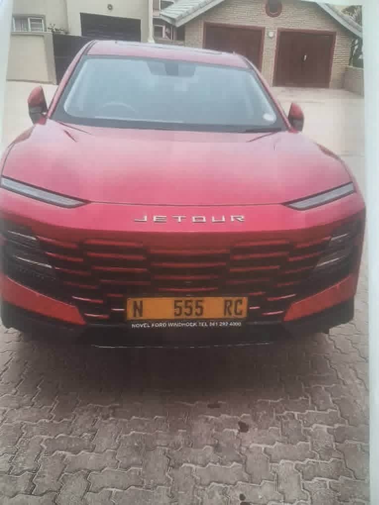 Police seek public's help to trace missing Swakopmund man 2 1000073305