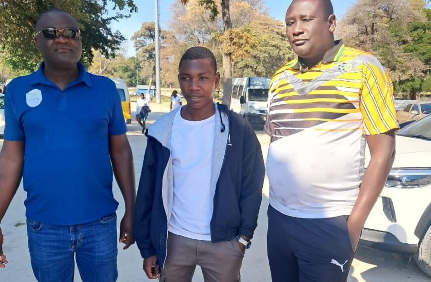 Eeshoke Chula Chula FC Eye Oryza Sativa Midfielder Brain Zuze Mutafela
