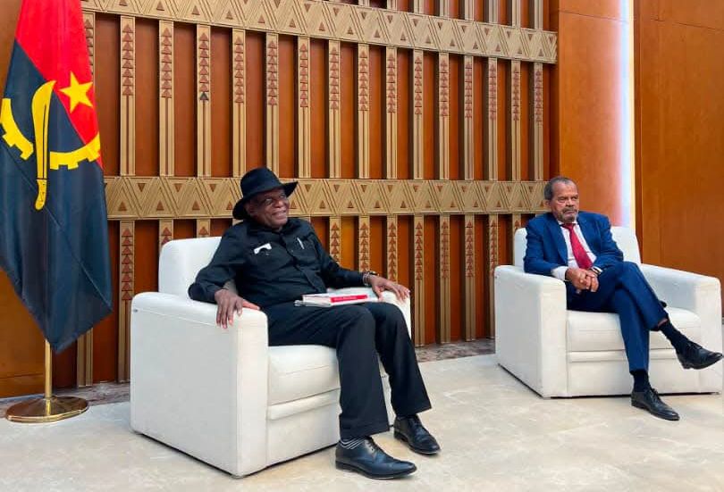 Namibia's First Gentleman, Epaphras Ndaitwah in Angola to take part in an official Organisation of African First Ladies for Development (OAFLAD) event