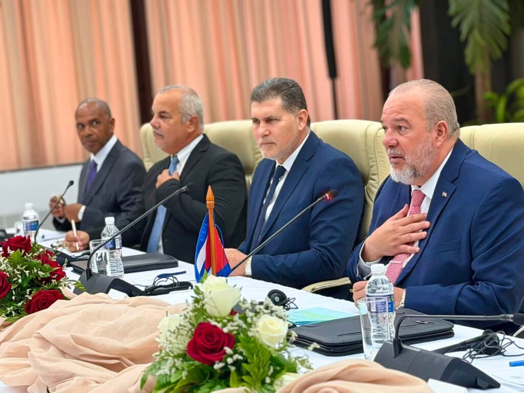 Ngurare Invites Cuban Youth to Study in Namibia 3 1001272576
