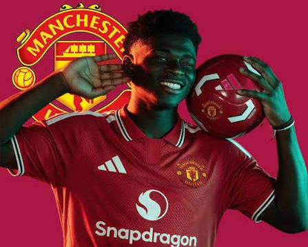 Manchester United Set to Unveil Carlos Baleba as Blockbuster Transfer Nears Completion 1 Carlos Baleba