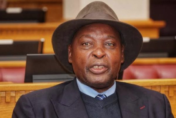 Sankwasa Explains //Khomani­n Customary Leadership Procedures