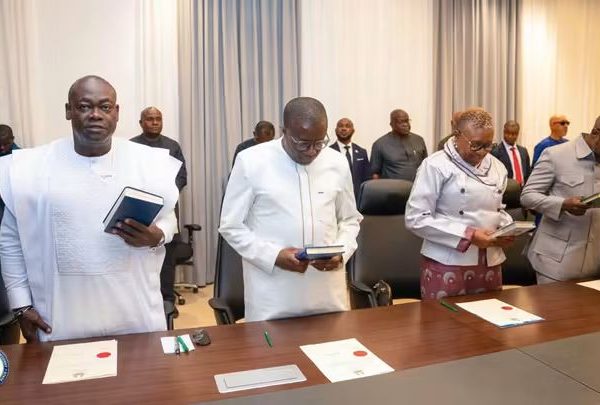 Sierra Leone Swears In Five New Government Officials
