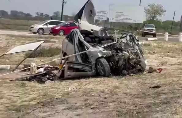 Three Killed, Two Seriously Injured in Katima Mulilo Road Crash 7 Crash scene