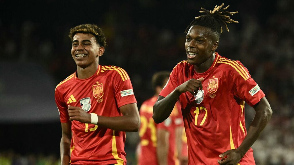Nico Williams Backs Lamine Yamal for Ballon d’Or 1 lamine yamal y nico williams celebrando